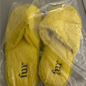 NWT Fuzzy Yellow Green Slippers - Fur
